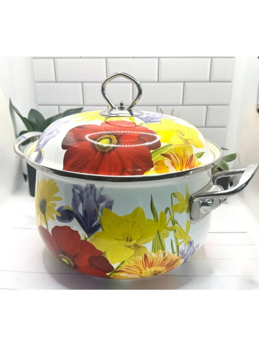 The Pioneer Woman Retired Enameled Steel 4 Qt Dutch Oven With Lid Floral Garden